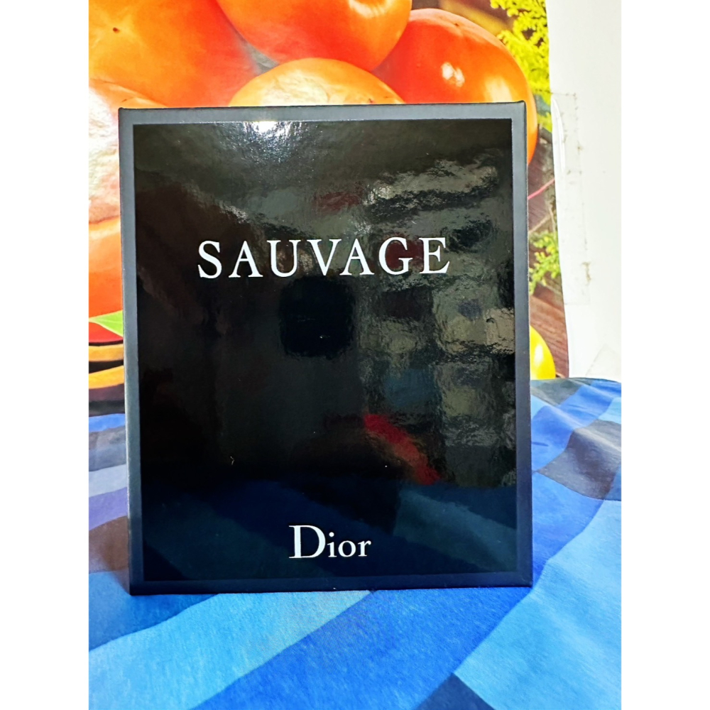 迪奧 SAUVAGE曠野之心香氛精巧禮盒（曠野之心香氛 10ml ＋沐浴露20ml)百貨公司專櫃貨-細節圖2