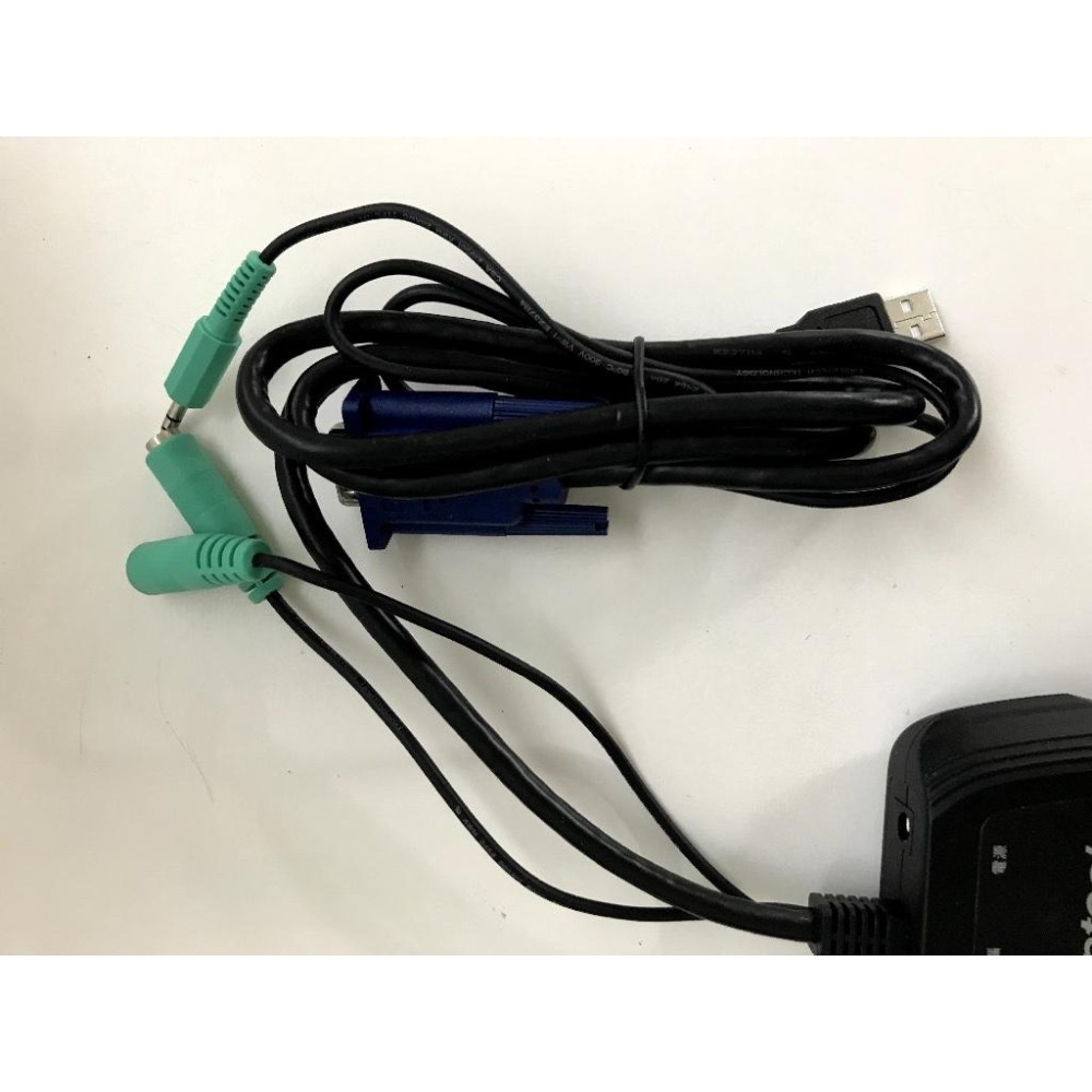 Uptech 登昌恆 VS221CA 螢幕音源分配器 VGA (一進二出)-細節圖4