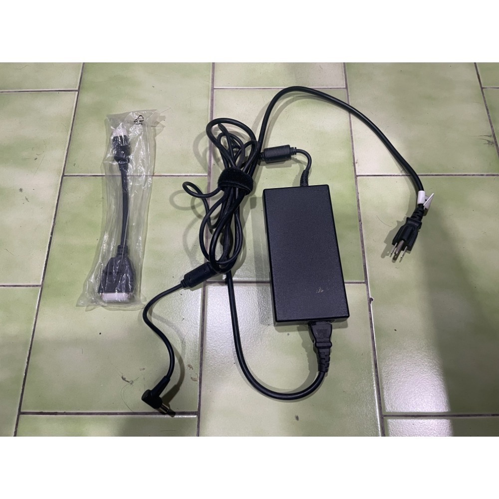 ASUS ROG GR8 II i5-7400 獨顯GTX1060 迷你電競桌機-細節圖7