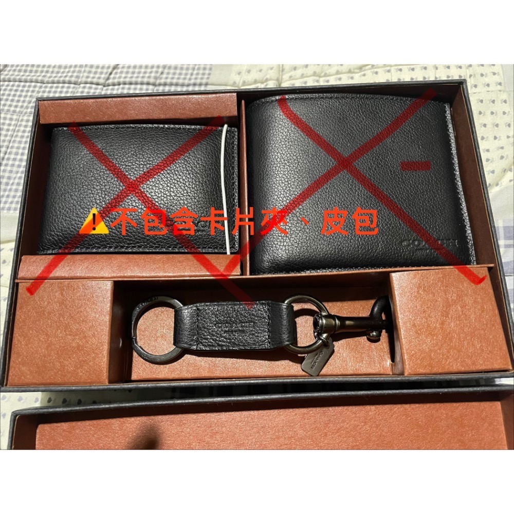 COACH 鑰匙圈 ⚠️不包含卡片夾 、皮包  友人贈送，正品未知-細節圖2