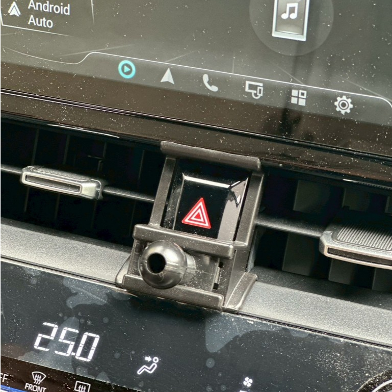 Corolla Cross 專用手機架 雙閃位配件 altis 12代 不擋出風口配件 車用手機架 手機架配件-細節圖4
