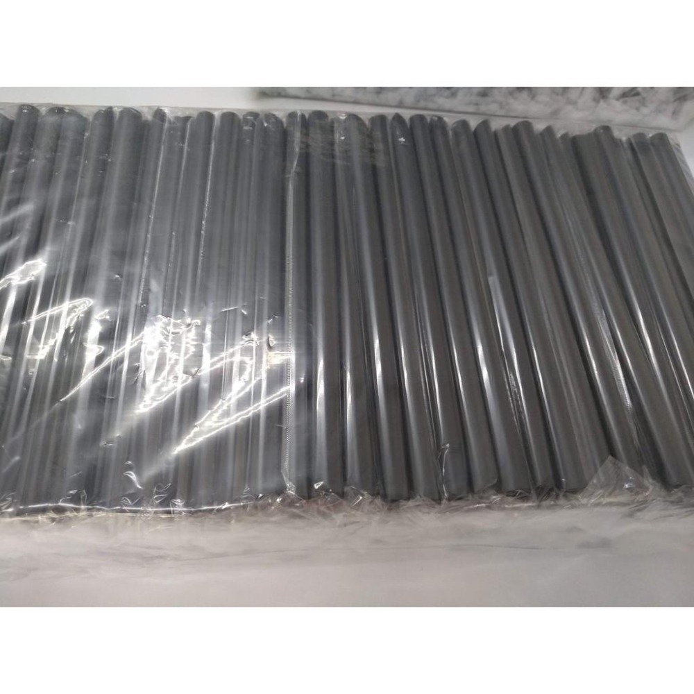 樂樂圍裙屋【營業用 單支包 黑色吸管 (1公斤裝)】斜口吸管 飲料吸管 波霸吸管 衛生吸管 冰沙吸管 一次性 塑膠吸管-細節圖2