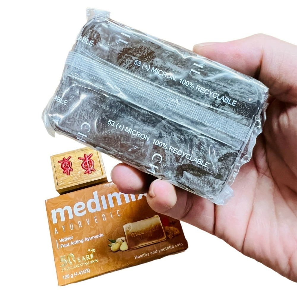 【Medimix正品附發票】【岩蘭草】印度綠寶石皇室藥草浴美肌皂香皂【寧靜之油】 (125克)-細節圖8