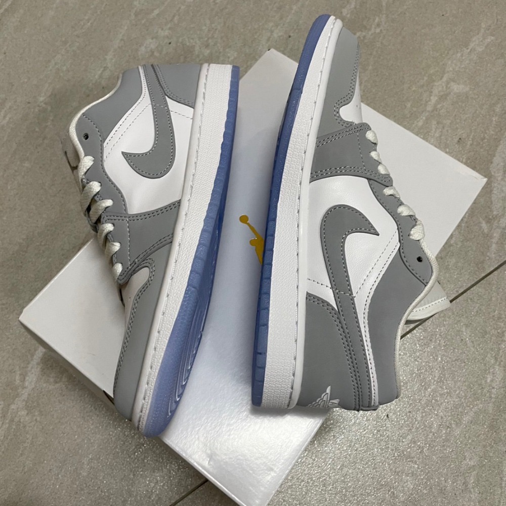 W Air Jordan 1 Low Wolf Grey 女鞋 男段 小迪奧 灰白 果凍底 低筒 DC0774-105-細節圖2