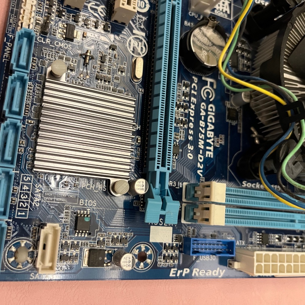 二手CPU+MB:i5 3470+技嘉B75m-D2V，功能正常，保固七天！售出不退！桃園可以面交！-細節圖3