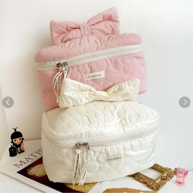 全新 淡粉色 立体蝴蝶结 化妝洗漱收納包 化妆包 大容量 收納包 (理膚寶水贈品)-細節圖5