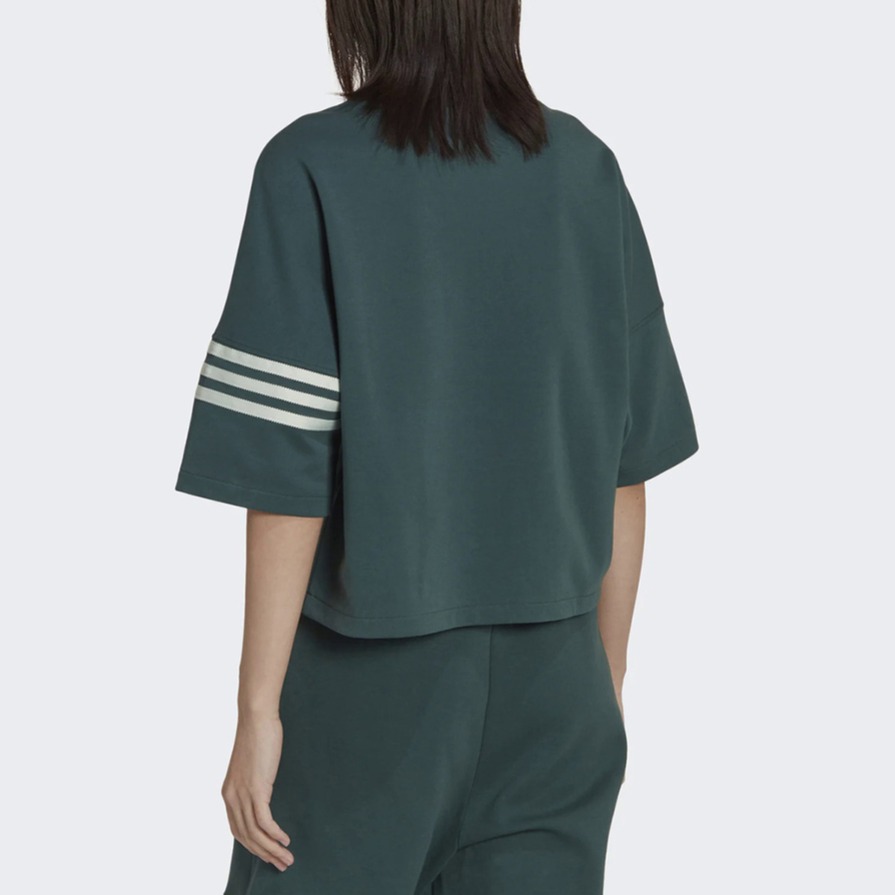 𝓑&𝓦現貨免運 HS6774  Adidas ADICOLOR 女短袖上衣-細節圖2