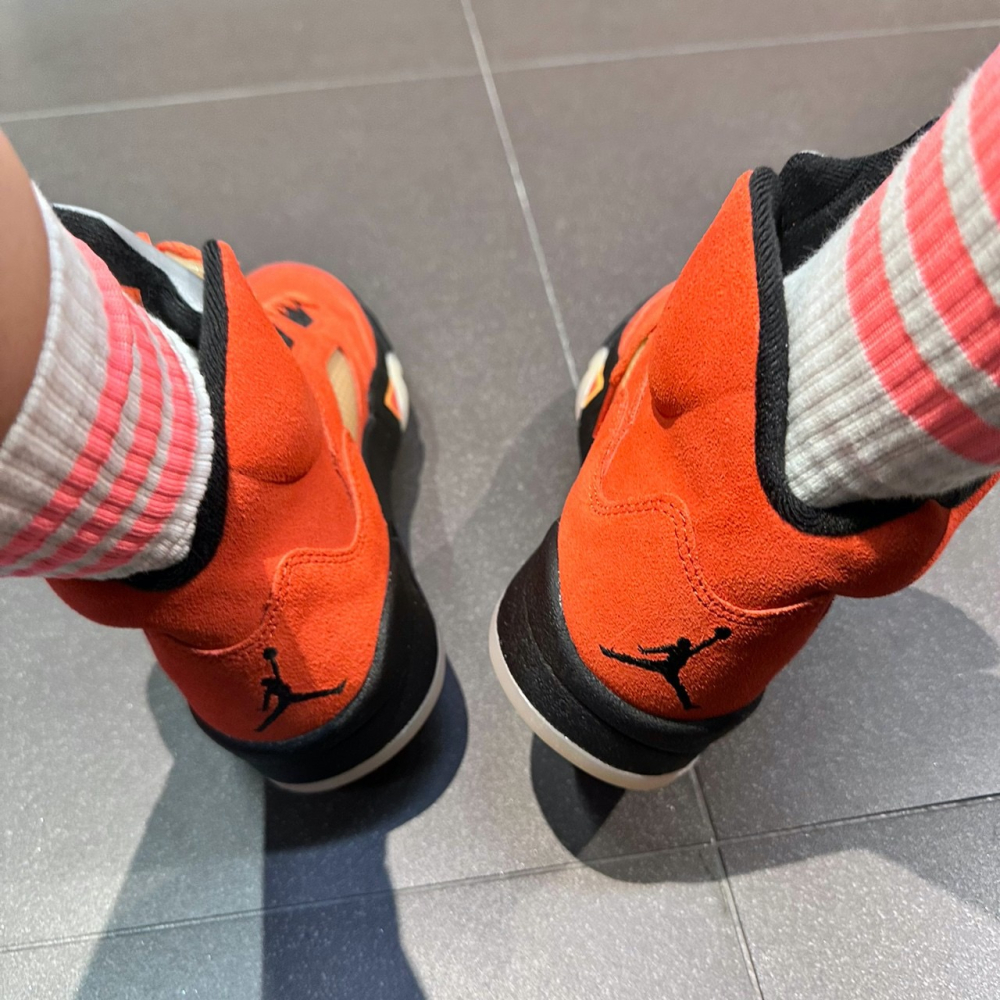 𝓑&𝓦現貨免運 DD9336800 Nike Air Jordan 5 Retro 女休閒鞋 籃球鞋-細節圖2