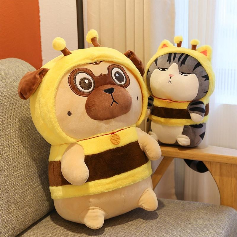 【叭啥貨-現貨秒出🚀】網紅爆款毛絨玩具、吾皇巴扎黑公仔、抖音同款蜜蜂變身公仔、聖誕禮物/交換禮物布娃娃-細節圖6