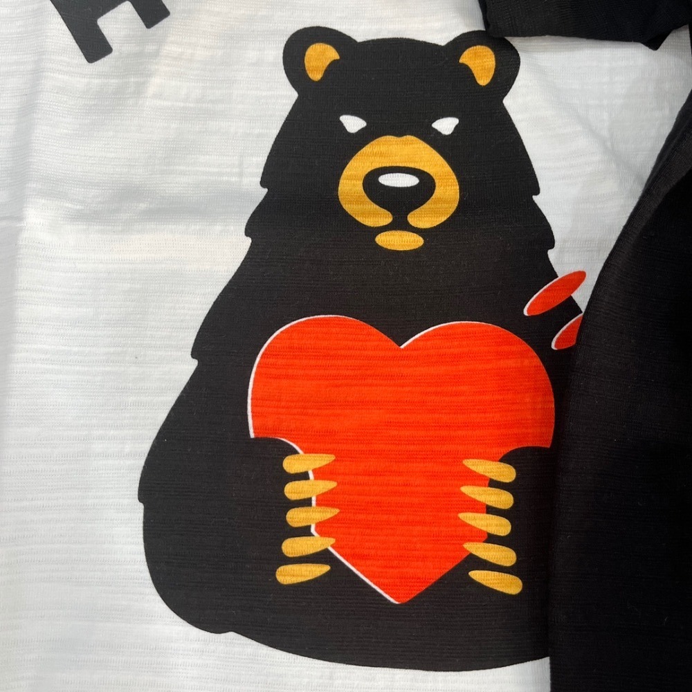 【Bro Closet】Human Made 黑熊抱愛心短袖T  男女同款 日系穿搭-細節圖3