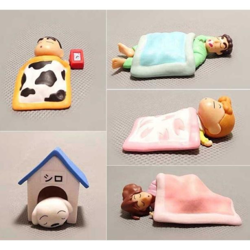 【佩斯多】蠟筆小新野原一家 睡眠公仔 可愛模型擺飾 生日禮品蛋糕烘培裝飾 食玩轉蛋玩具療癒小物