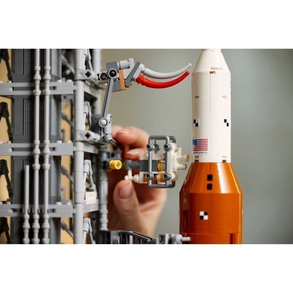 [想樂]全新 樂高 LEGO 10341 Icons NASA 阿提米絲太空發射系統 - 想樂 LEGO 樂高積木專賣店 - iOPEN Mall