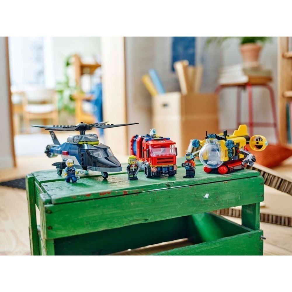 ［想樂］全新 樂高 LEGO 60462 City 城市 直升機、消防車和潛水艇套裝-細節圖9