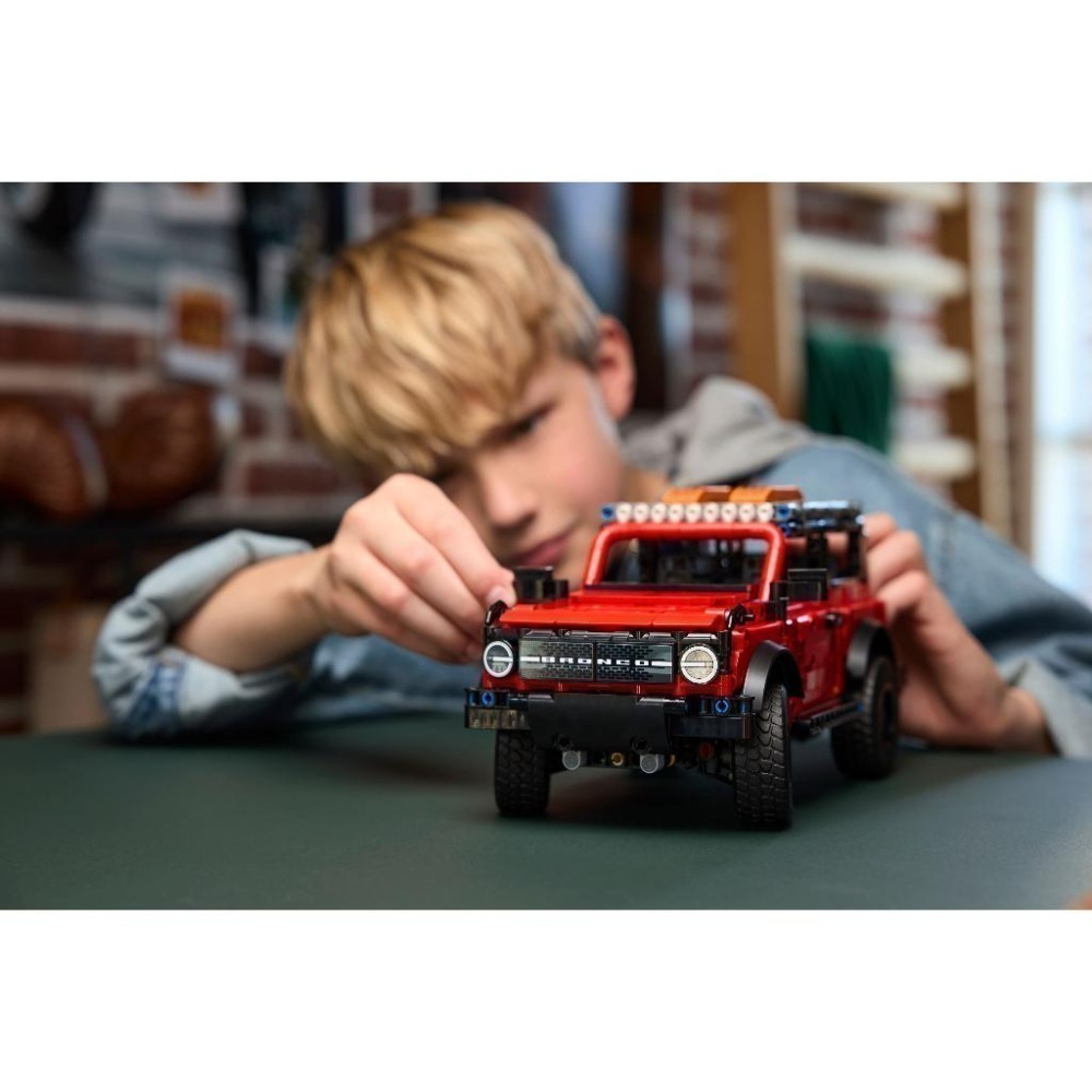［想樂］全新 樂高 LEGO 42213 Technic 科技 Ford Bronco 休旅車-細節圖8