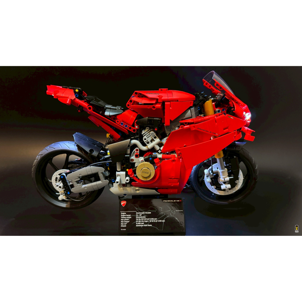 ［想樂］ [不含積木]  WBS 樂光 42202 杜卡迪 摩托車 專用燈組 紙片燈 樂光燈 專用防塵盒 展示盒 壓克力-細節圖6