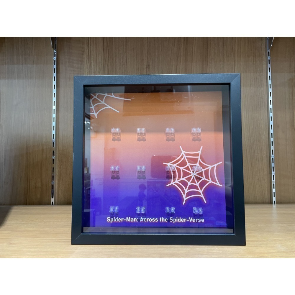 人偶黑色框 (沒有人偶)