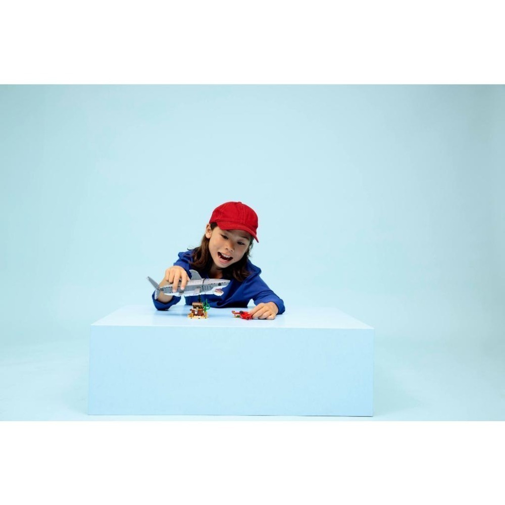 ［想樂］全新 樂高 LEGO 31381 Creator 三合一 凶猛鯊魚和寶箱-細節圖7