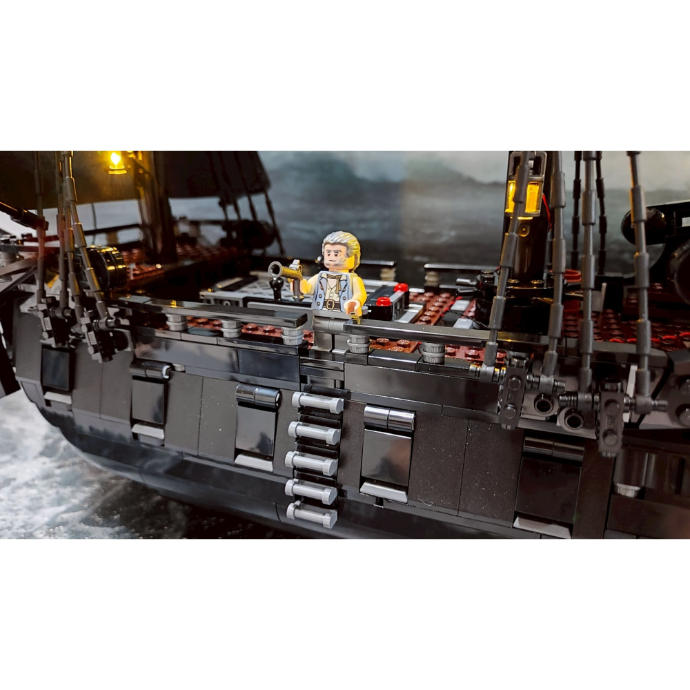 ［想樂］ [不含積木]  WBS 樂光 10365 黑珍珠 專用燈組 紙片燈 樂光燈 專用防塵盒 展示盒 壓克力-細節圖6