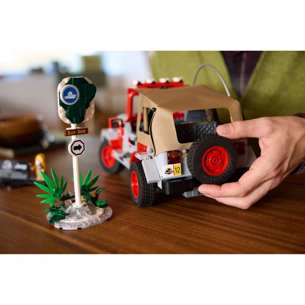 ［想樂］全新 樂高 LEGO 77984 侏羅紀世界 侏羅紀公園吉普車 Jurassic Park Jeep-細節圖10
