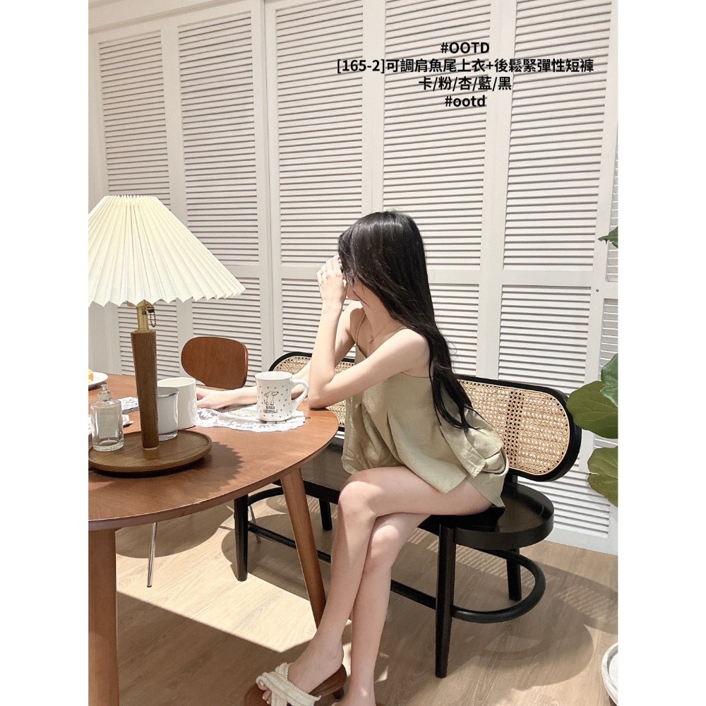 預購- Ki.studio 實拍｜165-2 度假風慵懶 套裝 可調肩魚尾 上衣 + 後鬆緊彈性 短褲 5色-細節圖3