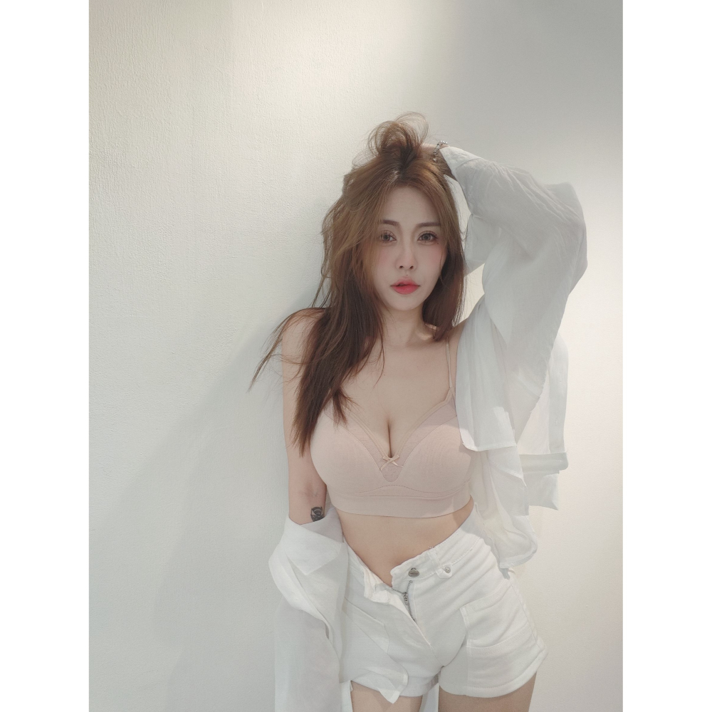 預購= Ki.studio 實拍｜769 內搭 小狐狸罩杯 背心 均碼彈力 不挑胸圍 肩帶可調整 透氣孔洞罩杯 8色-細節圖5