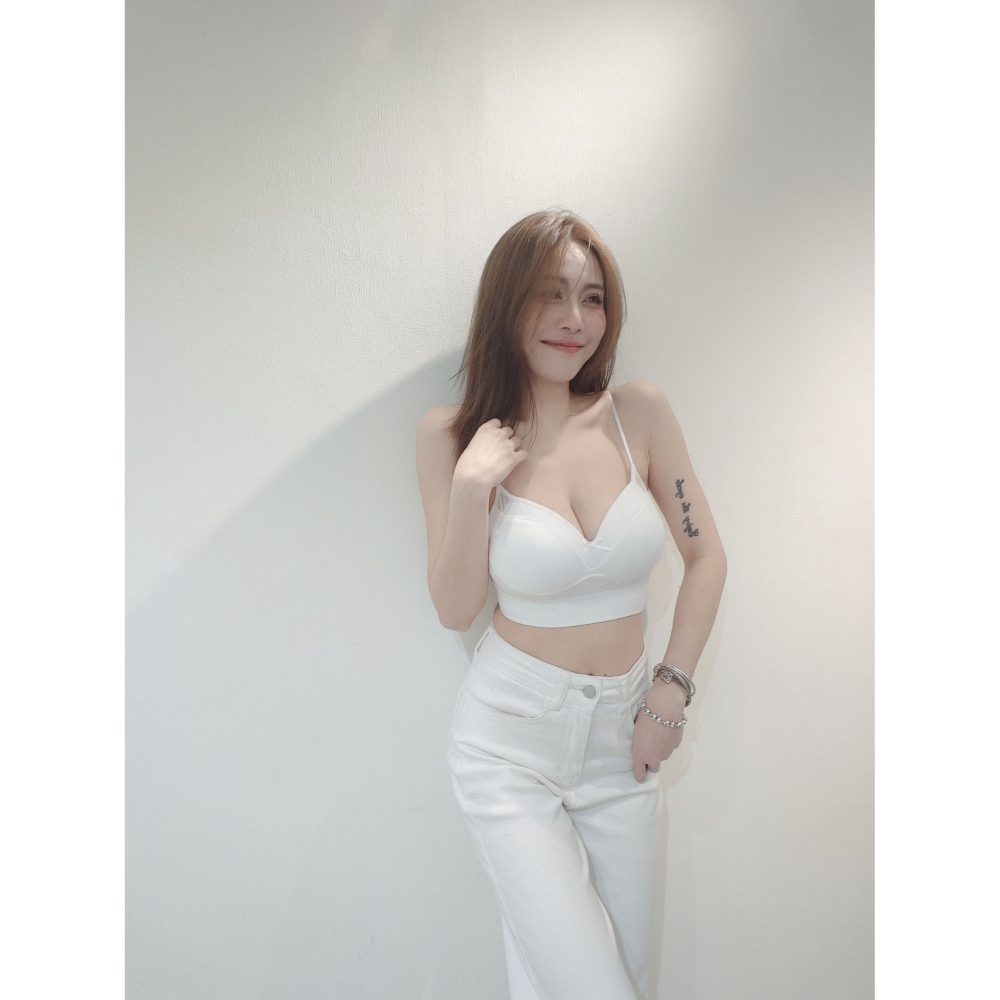 預購= Ki.studio 實拍｜769 內搭 小狐狸罩杯 背心 均碼彈力 不挑胸圍 肩帶可調整 透氣孔洞罩杯 8色-細節圖8