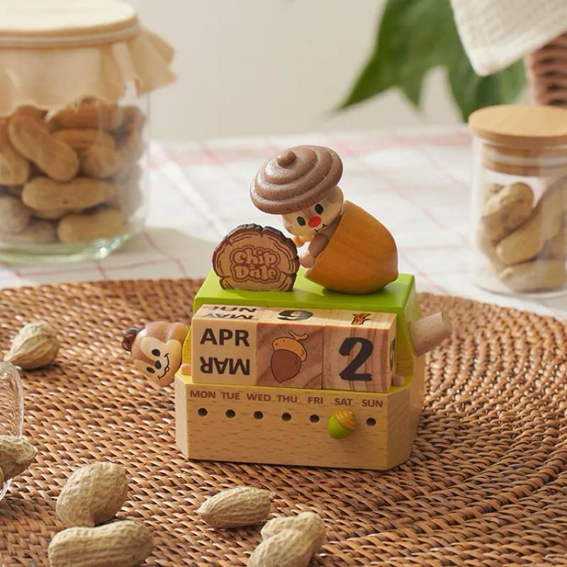 現貨正版 迪士尼 萬年曆 奇奇蒂蒂 萬年曆 迪士尼Disney 1284518 奇蒂萬年曆 木頭萬年曆-細節圖2