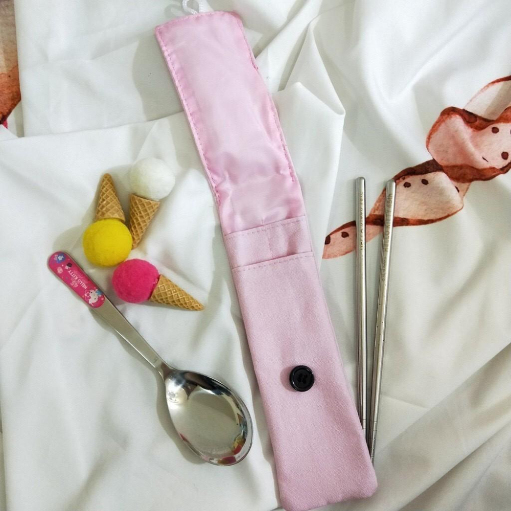 現貨正版 Hello kitty 帆布典雅餐具組 環保餐具 筷子 湯匙 304不鏽鋼餐具 不銹鋼筷 旅行 餐具 三麗鷗-細節圖4