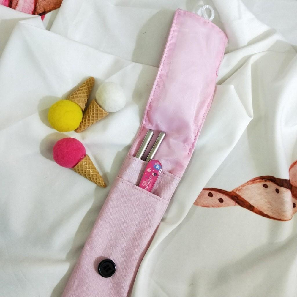 現貨正版 Hello kitty 帆布典雅餐具組 環保餐具 筷子 湯匙 304不鏽鋼餐具 不銹鋼筷 旅行 餐具 三麗鷗-細節圖5