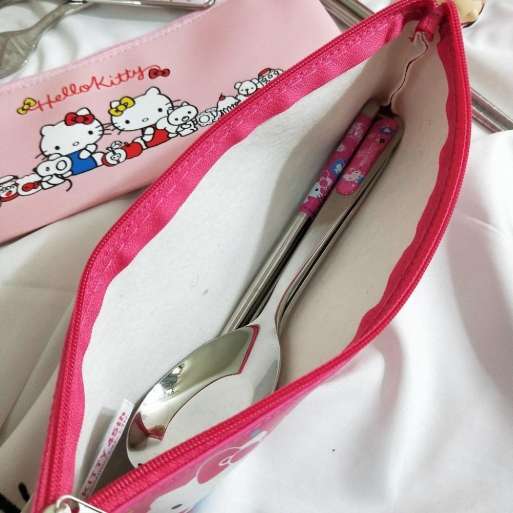 現貨正版 Hello Kitty 三件式不鏽鋼餐具組 環保餐具 筷子 叉子 湯匙 304不鏽鋼 不銹鋼筷 凱蒂貓 三麗鷗-細節圖3