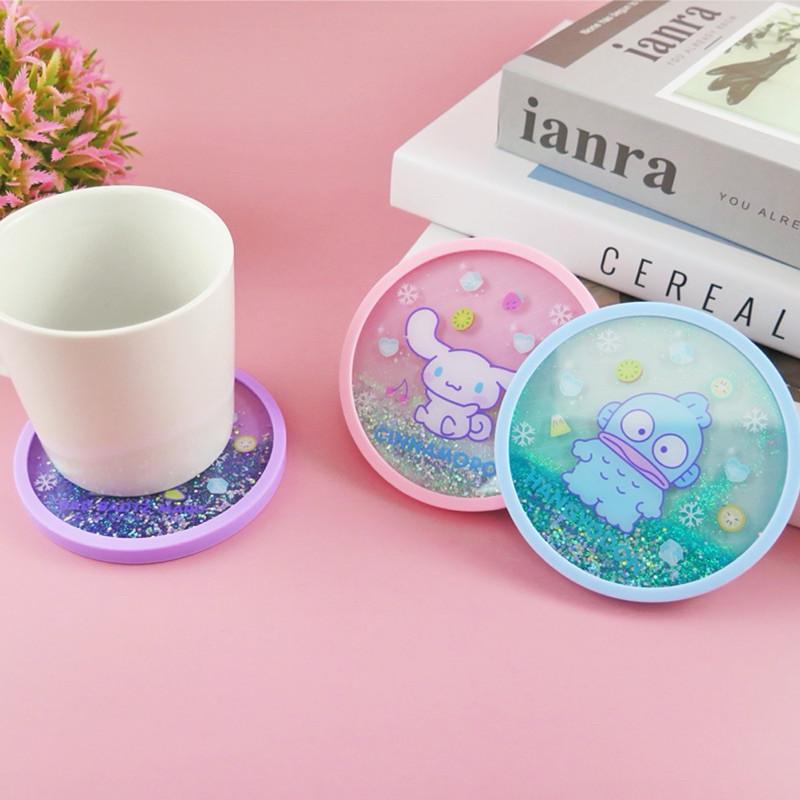 現貨正版 三麗鷗 流沙杯墊 大耳狗杯墊 人魚漢頓 茶墊 防滑 隔熱 酷企鵝止滑杯墊-細節圖8