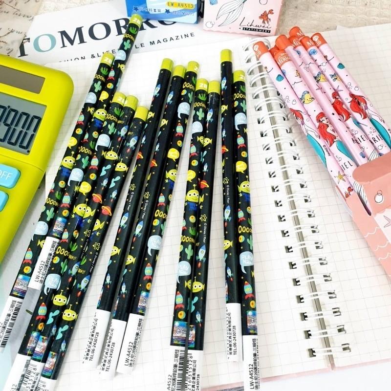 現貨正版 迪士尼 鉛筆 12入盒裝鉛筆 愛麗兒 12入鉛筆 2B鉛筆 12入盒裝 小美人魚 三眼怪 圓桿鉛筆 玩具總動員-細節圖6