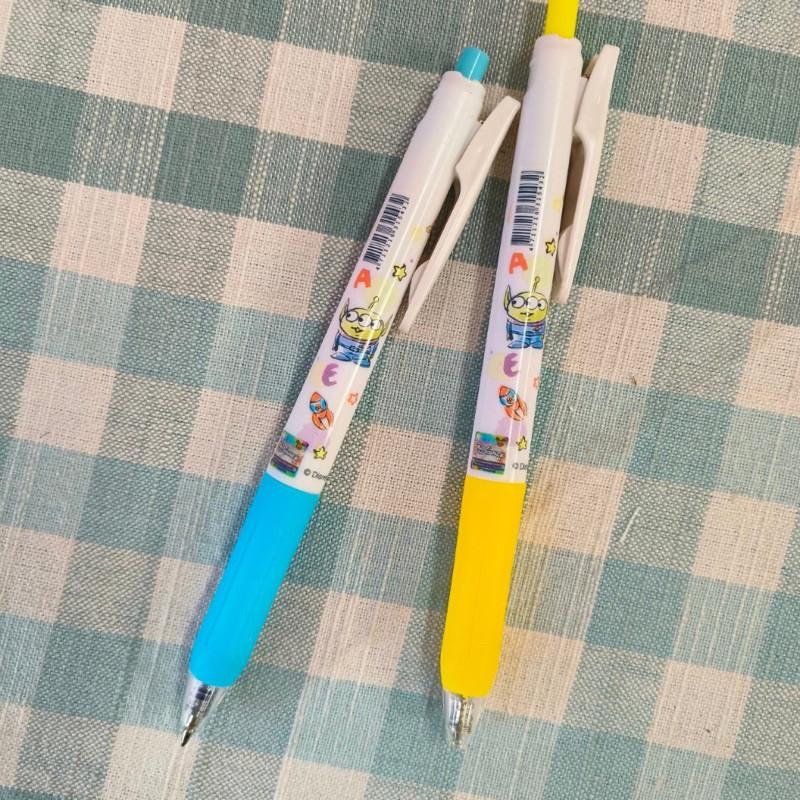 現貨正版 迪士尼 筆夾式中性筆 三眼怪 原子筆 藍筆 中性筆 玩具總動員 卡通自動筆 卡通 中性筆 台灣製 中性原子筆-細節圖2