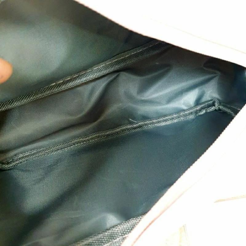 現貨正版 吉伊卡哇 方形筆袋 收納包 烏薩奇 化妝包筆袋 小八貓 兔子 筆袋 拉鏈收納包 大容量筆袋 斜紋皮筆袋 拉鏈包-細節圖7