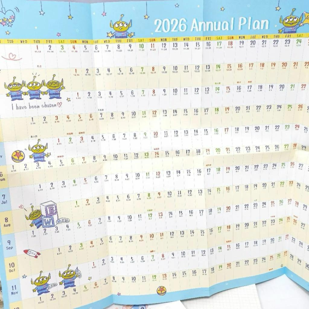 現貨正版 2026年 迪士尼365天計畫表 三眼怪 年度計畫表 史迪奇 行程規劃表 安琪拉 生活計畫表 行事曆 台灣製-細節圖4
