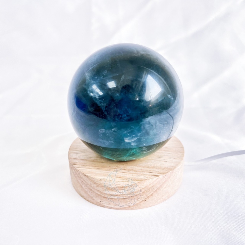 ₍мσσи_нασ ᙏ̤̫͚ 紅55 螢石球 7.2cm海洋之星 深邃  鑲嵌在暗中的寶石-細節圖6