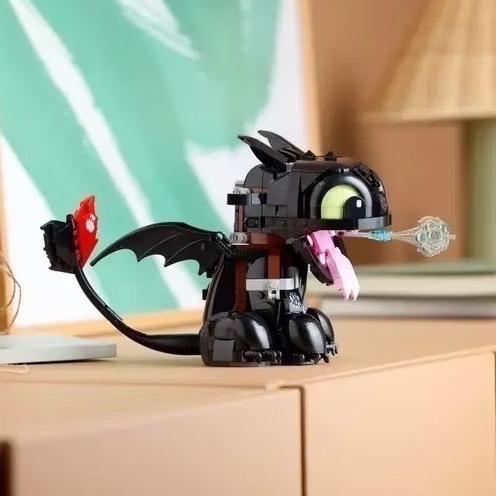 《狂樂玩具屋》 LEGO  10375 馴龍高手：沒牙 Toothless Dragon-細節圖2