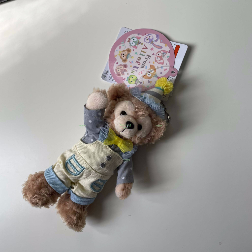 日本限定 東京海洋迪士尼 40週年 春日達菲家族 小熊維尼 玩具總動員 草莓熊 小飛象 鑰匙圈 別針吊飾 玩偶-細節圖3