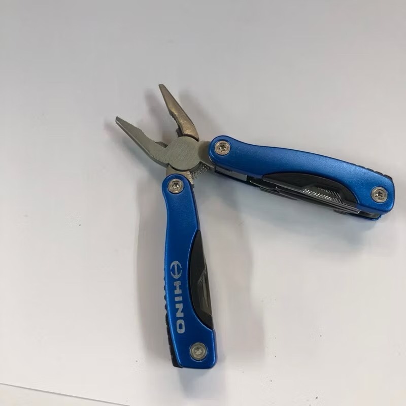 [沐木屋] 多功能 摺疊工具鉗 8合一-細節圖4