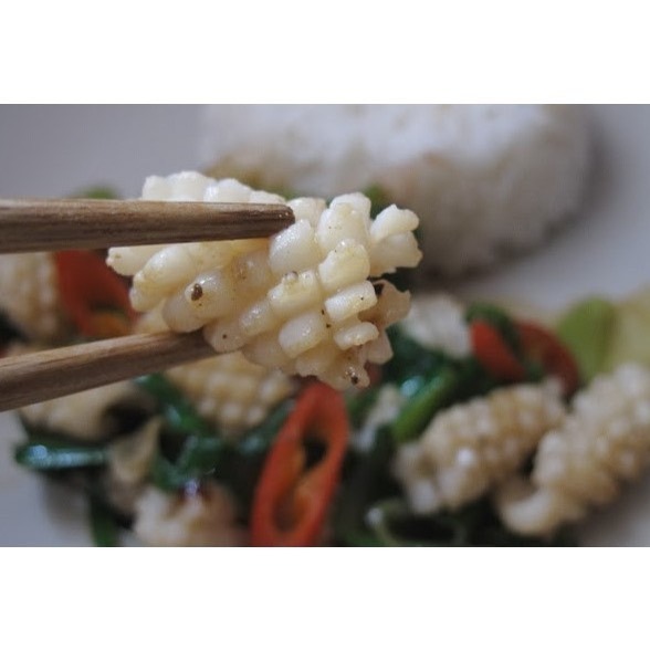 [誠實討海人]  魷魚刻花 (1kg/包) 799免運  魷魚 魷魚花 魷魚雕花 花枝花 沙茶魷魚 快炒 火鍋-細節圖2