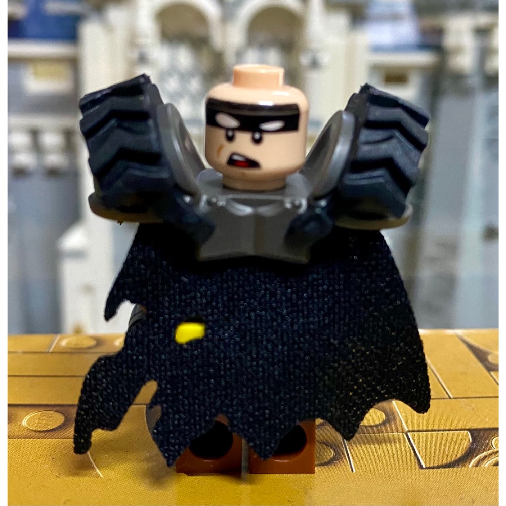 ［步步高］展品Lego 樂高 70840 蝙蝠俠（眼部上緣有如圖，無把玩，僅展示，關節正常近新如圖）-細節圖4