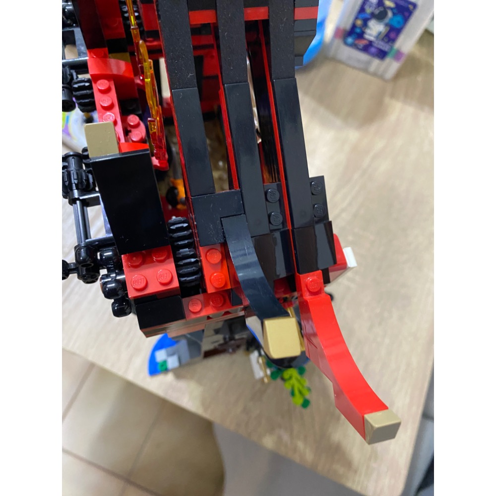 ［步步高］二手展品已組lego70643 忍者復活祭壇（場景含三面具）（無盒書）-細節圖6