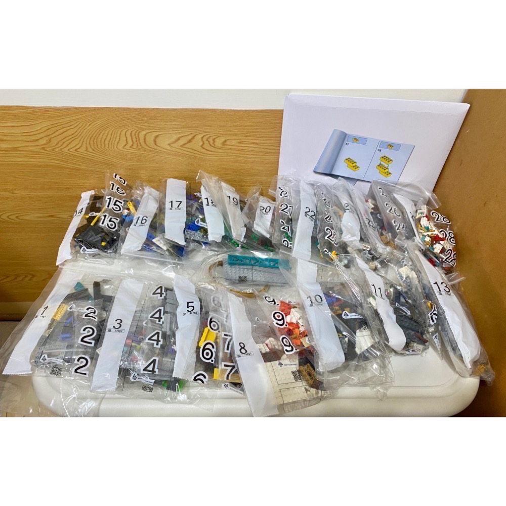 [步步高］全新場景拆賣樂高lego 80054萬千城（僅場景盒書，無人偶）有原箱-細節圖2