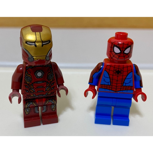 展品樂高lego 76029+76173鋼鐵人+蜘蛛俠 超級英雄系列2隻合售（關節皆正常如圖）