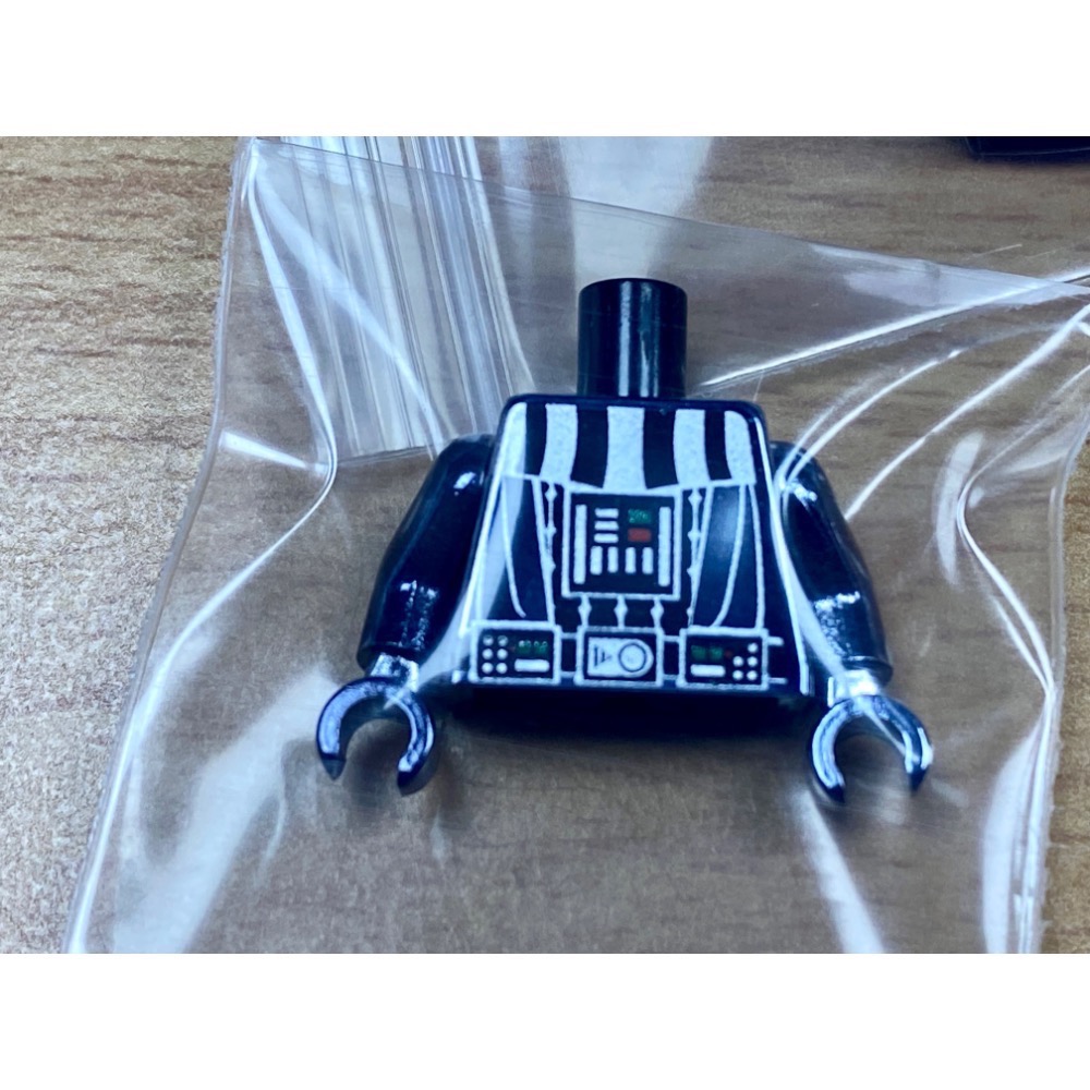 ［步步高］已拆LEGO 4547551 電鍍 達斯維達 黑武士 sw0218 稀有十週年限定（已拆、無原袋）-細節圖4