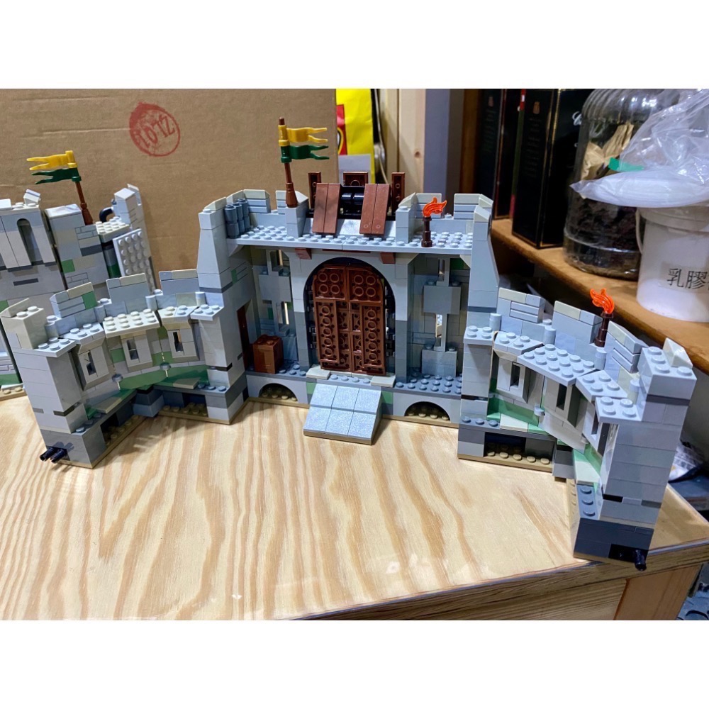 ［步步高］已組「拆賣場景」樂高lego 9474 聖盔谷之戰（無盒書貼紙，無人偶，微缺實物如圖）-細節圖2