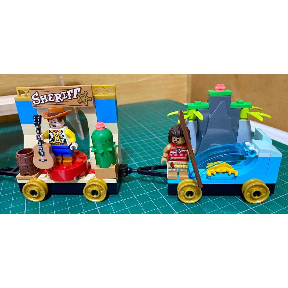 ［步步高］已組展品樂高lego 43212 迪士尼100週年小火車（無盒有書）實物如圖目測無缺-細節圖3