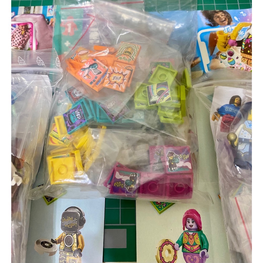 ［步步高］展品近新樂高Lego 43101+43108樂隊人偶包1+2代［包含另外八隻樂隊系列小盒］如圖合售-細節圖4