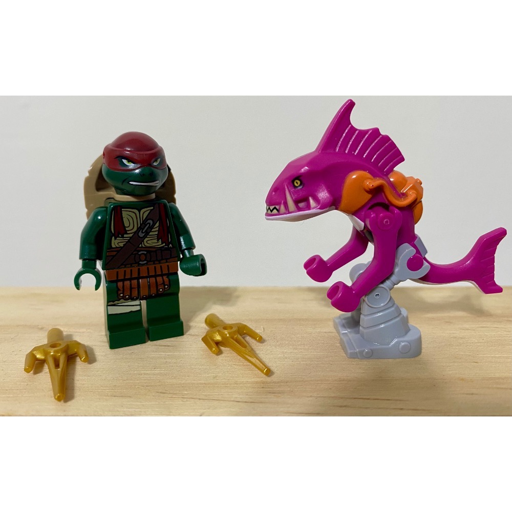[步步高] 展品LEGO 樂高 79116 忍者龜 tnt045 拉斐爾 +tnt014魚人（合售、關節正常無把玩）-細節圖2