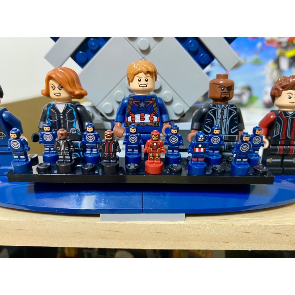 ［步步高］展品LEGO 樂高 神盾局人偶  76042（含稀有獨佔小人偶鋼鐵人、美國隊長等如圖）-細節圖2